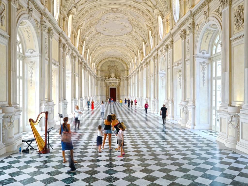 Alle Porte Della Reggia Venaria Reale Exterior photo